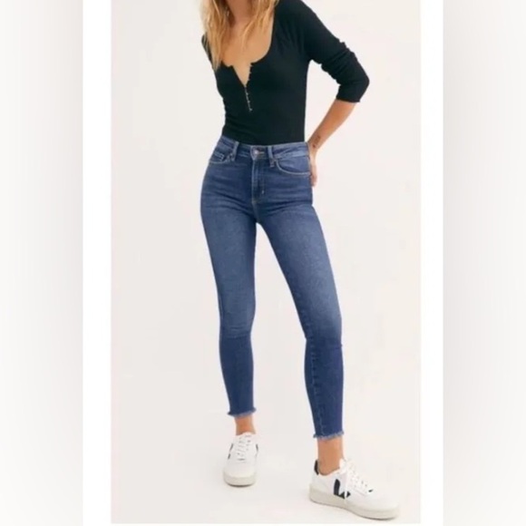 Free People raw hem high-rise jeggings. Size 28 NWT - Picture 1 of 12